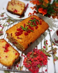 کیک زرشک زعفرانی