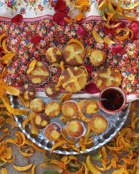 کاپ کیک کرمدار نارگیلی