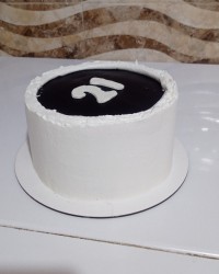 کیک تولد با فیلینگ موز و گردو