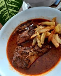 خوراک مرغ با چاشنی رب انار