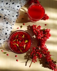 مربای زرشک تازه و آب زرشک طبیعی