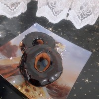 دونات باروکش شکلاتی?لایک یادتون نره