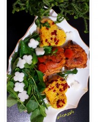 زرشک پلو با مرغ زعفرانی