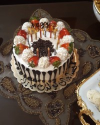 کیک تولد عقد اولین ماهگرد خواهرزاده عزیزم