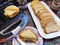 نان تست خانگی و اسنک