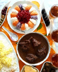 خورش فسنجان با مرغ