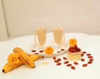 شیر بادام و موز