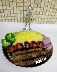 کوبیده خانگی با پلو زعفرانی تقدیم نگاه مهربونتون