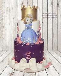 کیک طبقاتی کیک دخترونه