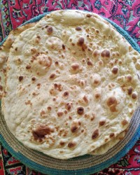 نان محلی مون دست پخت مادرجان ?