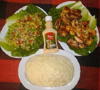 ناهار لذیذ در کنار خانواده