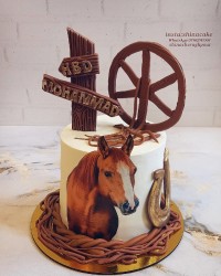 کیک خامه ای اسب سواری