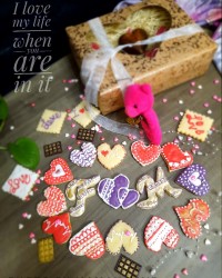 عکساروورق بزنین ومیز سالگردازدواجمون روهم ببینین