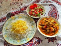 خورش کرفس با مرغ