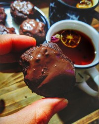 قرابیه خیس شکلاتی