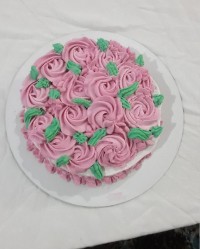 اینم اولین کیک خامه کشی شده ی دخترم