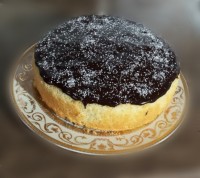 ^ کیک وانیلی با روکش گاناش ^