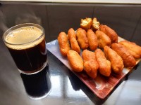 بژی برساق قهوه