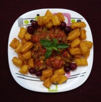 خوراک دل با بامیه سیب زمینی