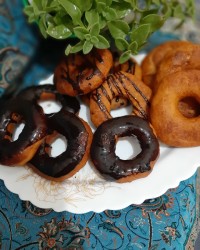 دونات های خوشمزه و توپولی ?