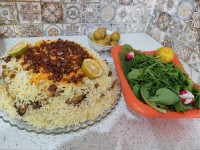 مقلوبه مرغ وسبزیجات ناهار امروز