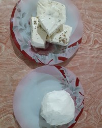 پنیر و کره محلی