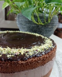 چیز کیک شکلاتی با کیک دوبل