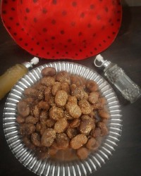 باقالا پخته بفرمایین باقالی پخته داغ داغ