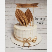 کیک وانیلی سورپرایز