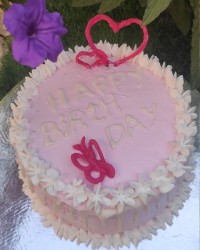 کیک اسفنجی برا تولد خواهرم درست کردم