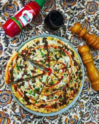 پیتزا گوشت وقارچ