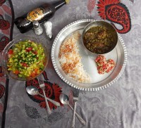 قرار خواهرانه خورش کرفس حتما ورق بزنید کپشن خوانده شود