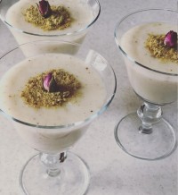 فرنی پسته جای همگیتون خالی دوستان عزیزم