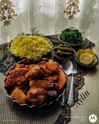 خورشت به الو با مرغ