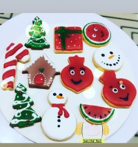 کوکی با تزیین رویال آیسینگ