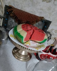 کیک هندونه ای من جاتون سبز پیشاپیش یلداتون مبارک