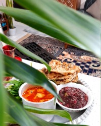 ابگوشت با ترشی بادمجون تازه