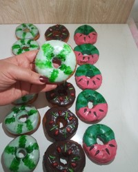 دونات یلدایی