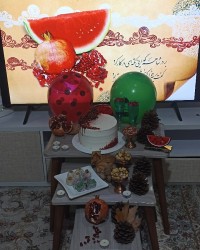 سفره یلدای ۱۴۰۰ کیک و باسلوق خودم پز