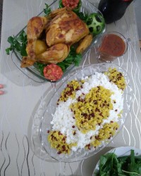 مرغ شکم پر با قابلمه رز پز