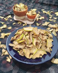 میوه «به» خشک شده