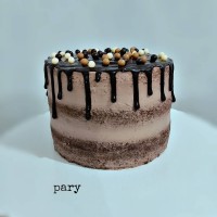 کیک عریان شکلاتی