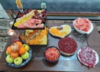 الهی دلتون گرم لبتون خندان.تنتون سالم?