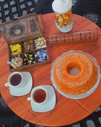 کیک زعفرانی کنجدی