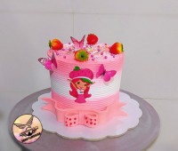 کیک دختر توت فرنگی