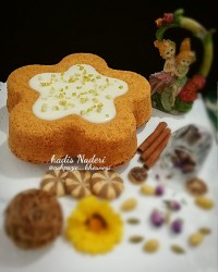 کیک بسبوسه با کرم پنیری