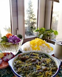 خورش آلو اسفناج