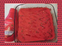 کیک۱تخم مرغی با طعم توت فرنگی