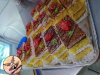 شیرینی تر برشی