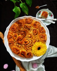 نان رول دارچینی